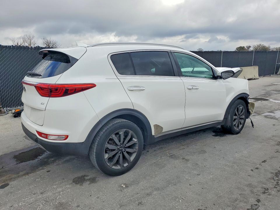 Продаж на аукціоні авто 2018 Kia Sportage, vin: KNDPN3AC3J7442595, номер лоту: 77666065