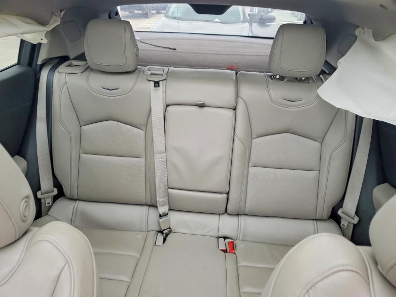 77292145 :رقم المزاد ، 1GYFZDR45KF143128 vin ، 2019 Cadillac Xt4 مزاد بيع