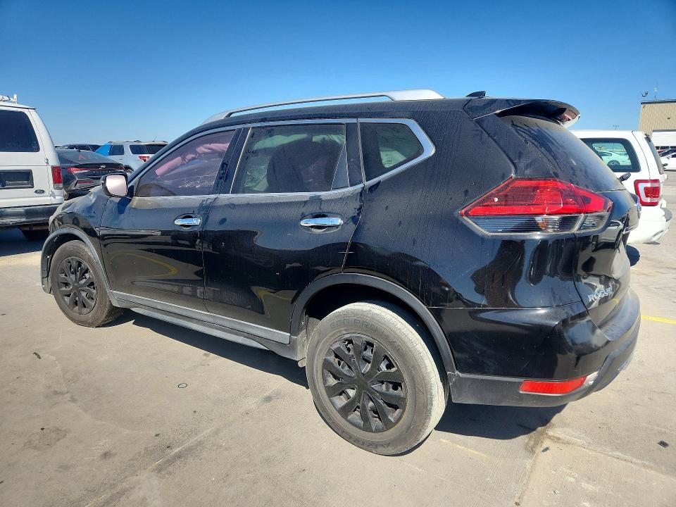 2017 Nissan Rogue მანქანა იყიდება აუქციონზე, vin: KNMAT2MT9HP561621, აუქციონის ნომერი: 79226885
