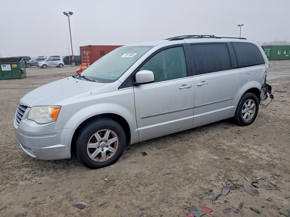 77971865 :رقم المزاد ، 2A4RR5D16AR421087 vin ، 2010 Chrysler Town & Country مزاد بيع