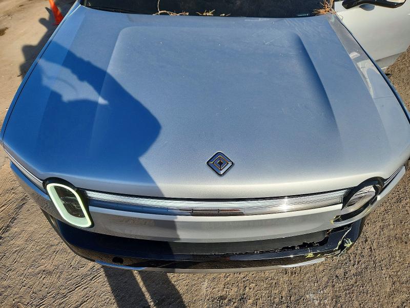 75835515 :رقم المزاد ، 7PDSGBBA1SN064469 vin ، 2025 Rivian R1s مزاد بيع