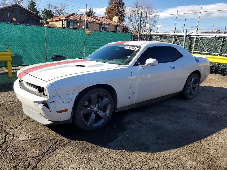77614825 :رقم المزاد ، 2C3CDYAG2EH299252 vin ، 2014 Dodge Challenger مزاد بيع