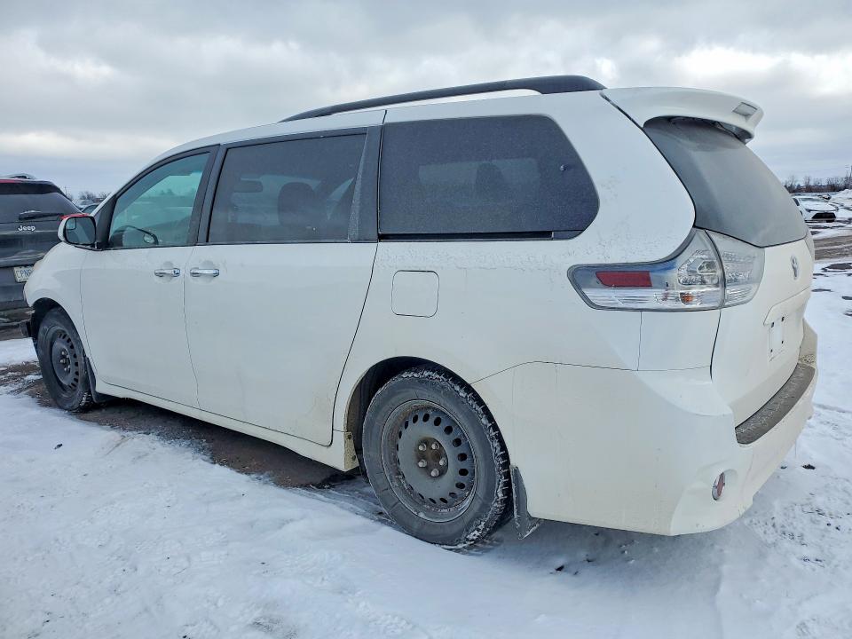 2015 Toyota Sienna მანქანა იყიდება აუქციონზე, vin: 5TDXK3DC9FS569580, აუქციონის ნომერი: 74735615