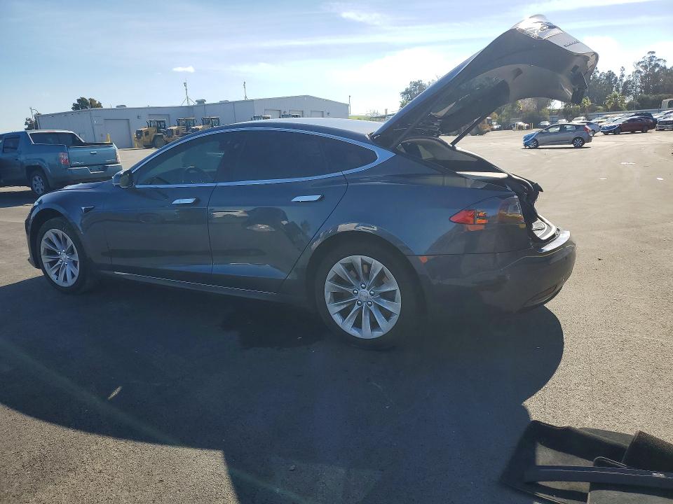 Aukcja sprzedaży 2017 Tesla Model S, vin: 5YJSA1E16HF183785, numer aukcji: 77432595