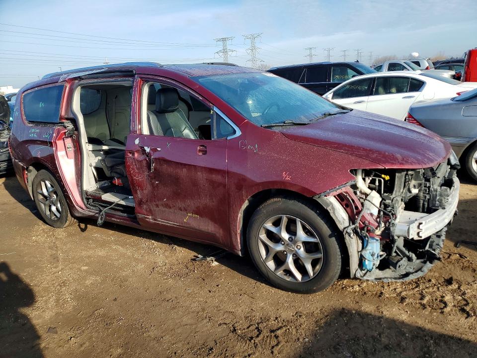2018 Chrysler Pacifica მანქანა იყიდება აუქციონზე, vin: 2C4RC1GG4JR171557, აუქციონის ნომერი: 79078445