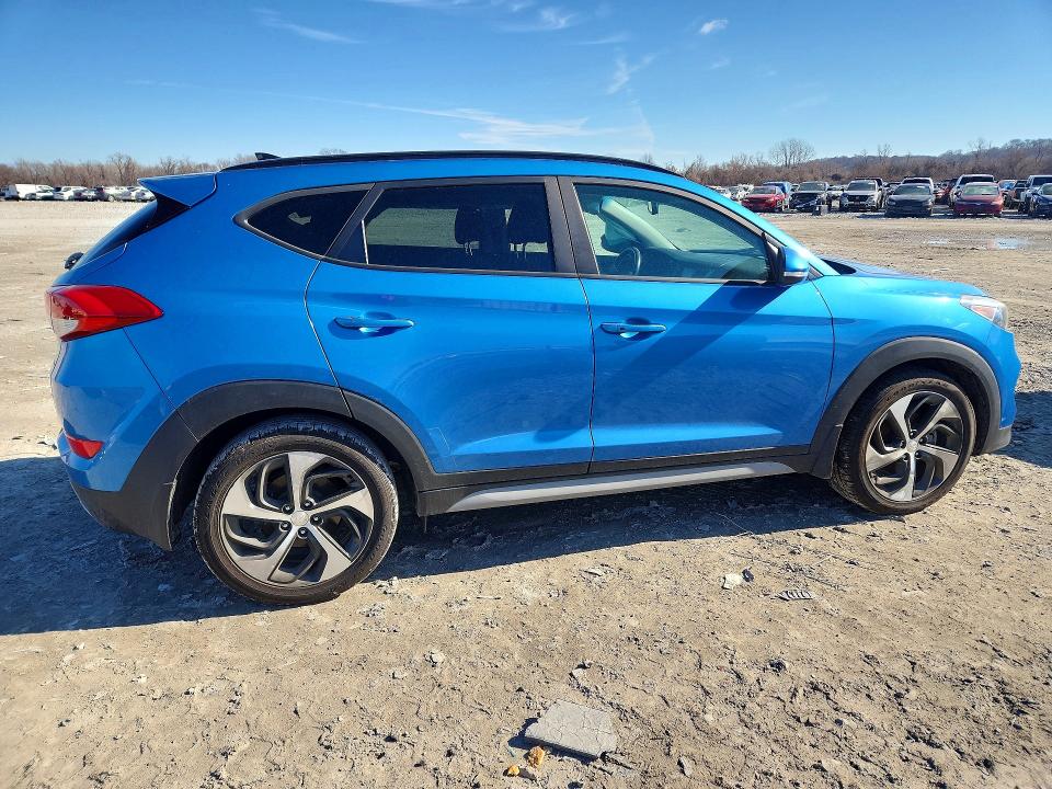 Aukcja sprzedaży 2018 Hyundai Tucson, vin: KM8J33A28JU740110, numer aukcji: 77631575