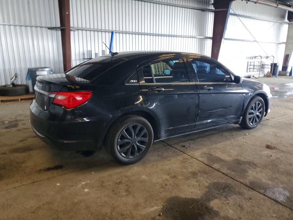 79067845 :رقم المزاد ، 1C3CCBAB7CN319665 vin ، 2012 Chrysler 200 مزاد بيع