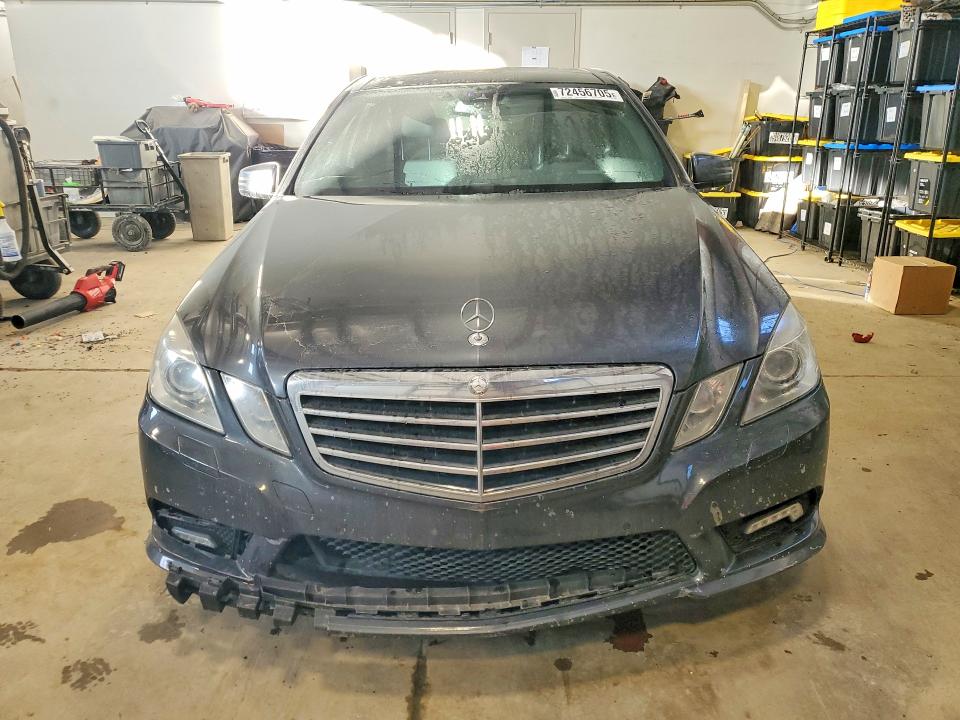 72456705 :رقم المزاد ، WDDHF8HBXAA070595 vin ، 2010 Mercedes-benz E مزاد بيع
