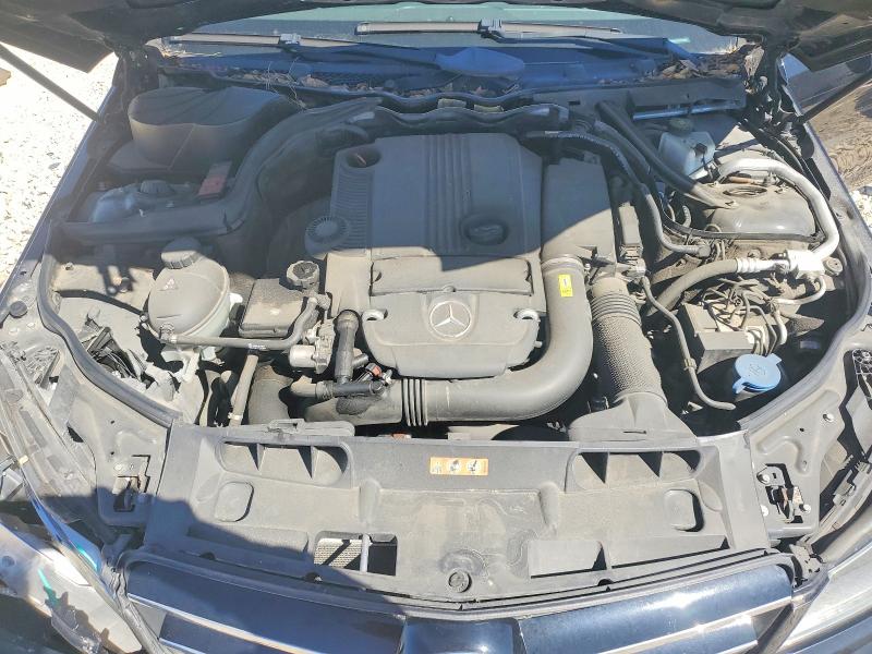 Продаж на аукціоні авто 2012 Mercedes-benz C, vin: WDDGJ4HB5CF779363, номер лоту: 77091395