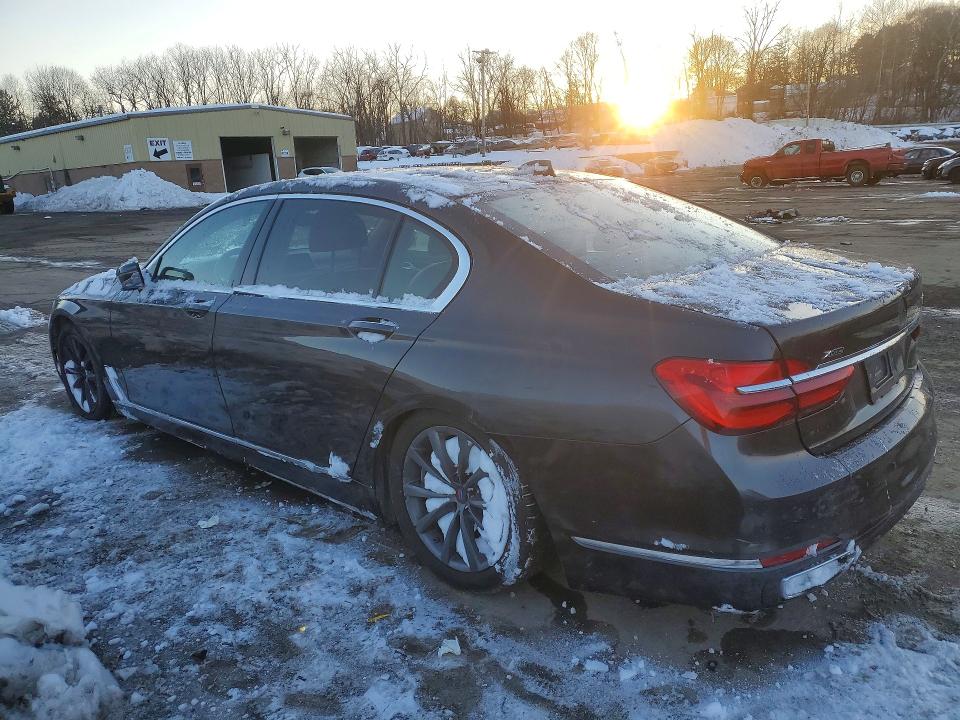 76284775 :رقم المزاد ، WBA7F2C56JG424465 vin ، 2018 Bmw 750 Xi مزاد بيع