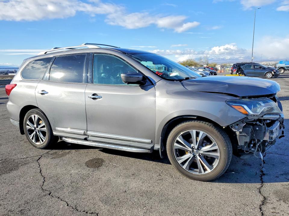 2018 Nissan Pathfinder მანქანა იყიდება აუქციონზე, vin: 5N1DR2MM7JC651900, აუქციონის ნომერი: 77832705