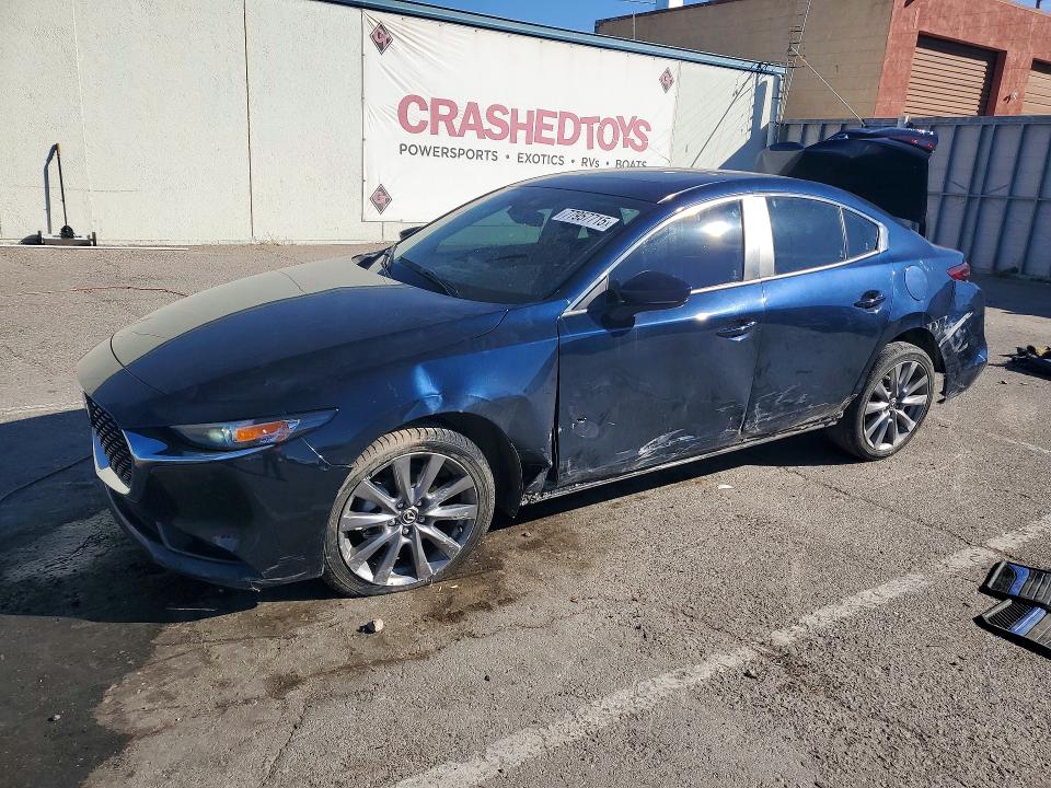 77957715 :رقم المزاد ، JM1BPACL0M1345285 vin ، 2021 Mazda 3 مزاد بيع