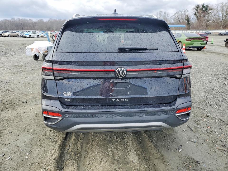 78077555 :رقم المزاد ، 3VVEC7B25SM037437 vin ، 2025 Volkswagen Taos مزاد بيع
