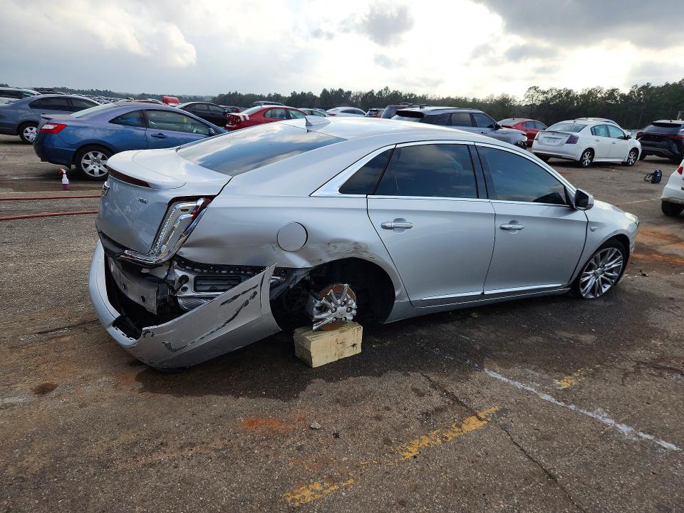 Продажа на аукционе авто 2018 Cadillac Xts, vin: 2G61M5S34J9143430, номер лота: 77898265