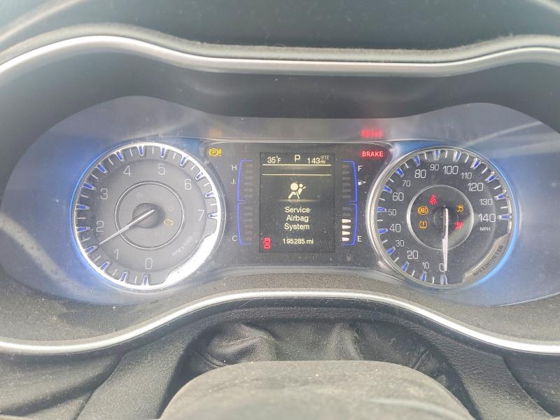 78139655 :رقم المزاد ، 1C3CCCAB4FN579693 vin ، 2015 Chrysler 200 مزاد بيع