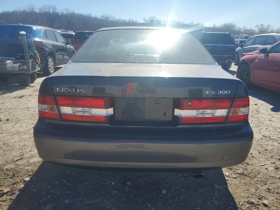 56569866 :رقم المزاد ، JT8BF28G010340706 vin ، 2001 Lexus Es مزاد بيع