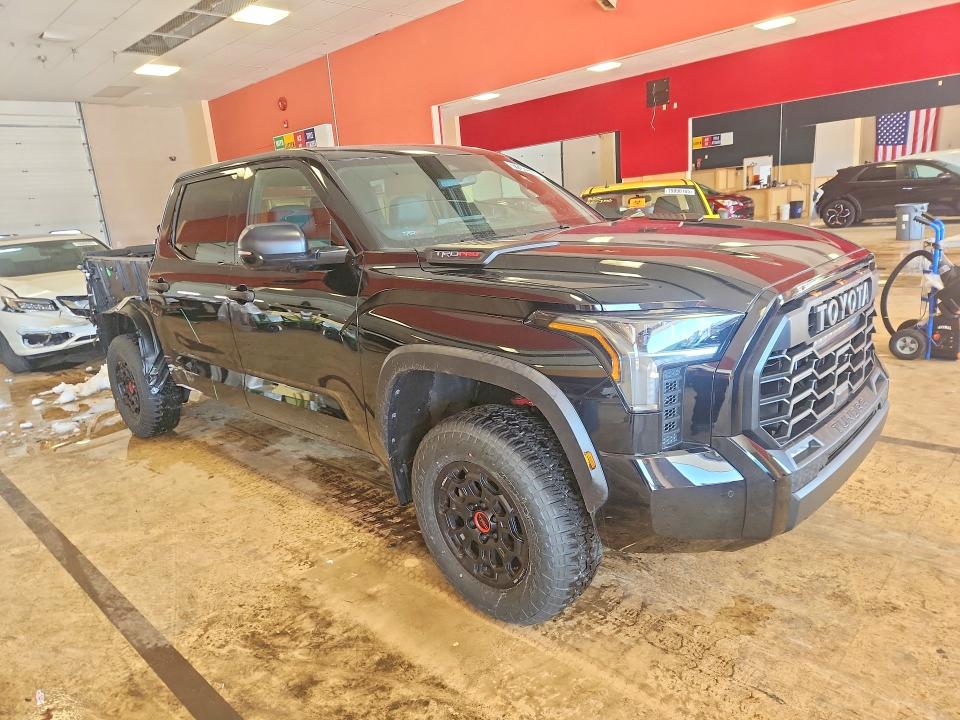77242375 :رقم المزاد ، 5TFPC5DB0TX120925 vin ، 2026 Toyota Tundra مزاد بيع