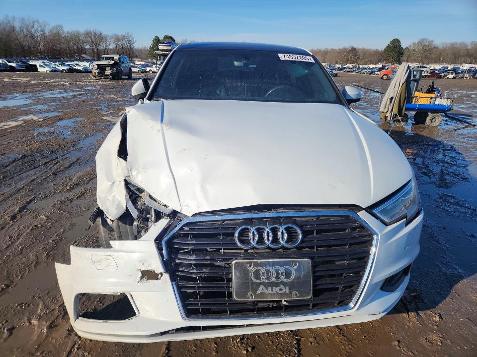 Aukcja sprzedaży 2018 Audi A3, vin: WAUAUGFF1J1033840, numer aukcji: 74552805