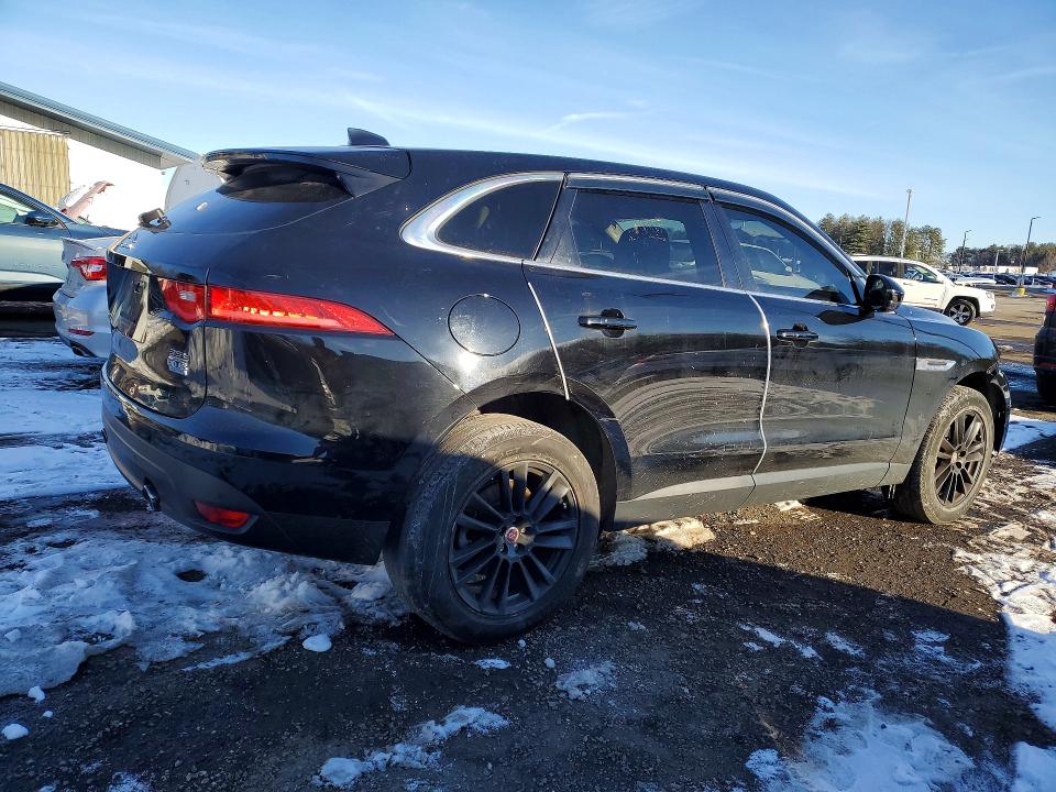 76392235 :رقم المزاد ، SADCK2BV0HA071172 vin ، 2017 Jaguar F-pace Pre مزاد بيع