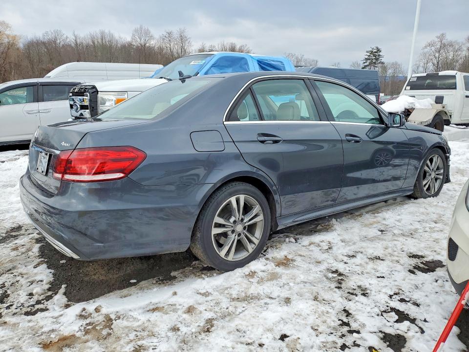 76939515 :رقم المزاد ، WDDHF8JB5GB181777 vin ، 2016 Mercedes-benz E مزاد بيع