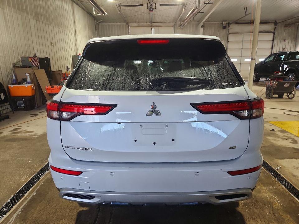 Продаж на аукціоні авто 2022 Mitsubishi Outlander, vin: JA4J4UA82NZ080354, номер лоту: 76456885