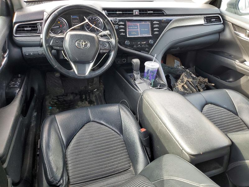 75883915 :رقم المزاد ، 4T1B11HK4KU692384 vin ، 2019 Toyota Camry مزاد بيع