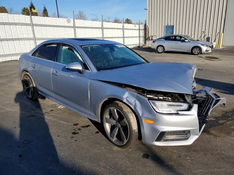 Продажа на аукционе авто 2018 Audi A4, vin: WAUENAF42JA152183, номер лота: 78094065