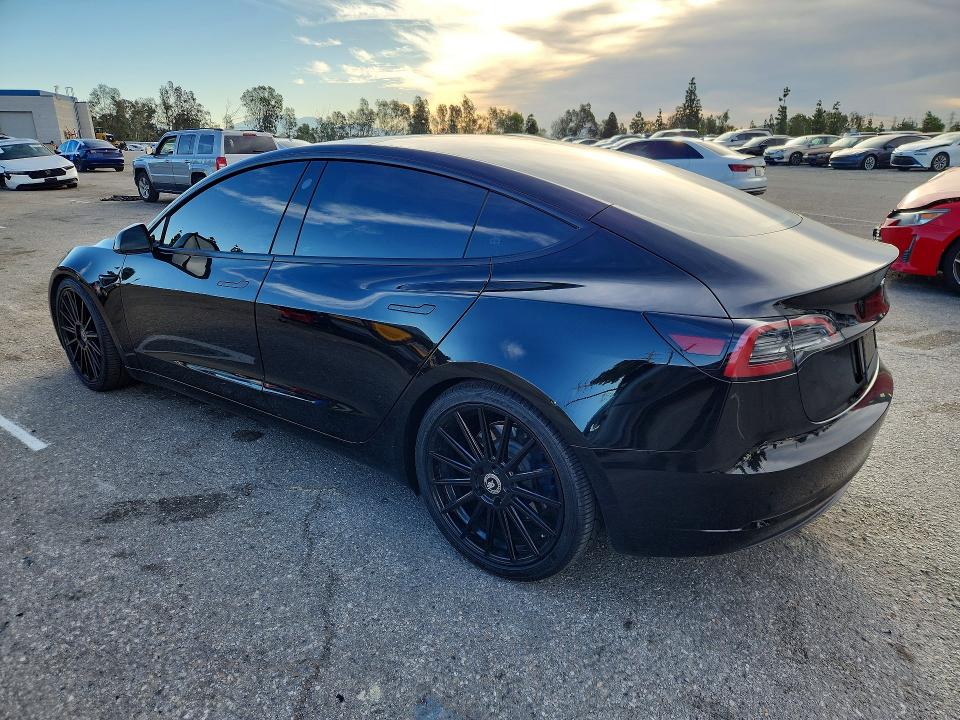 75468805 :رقم المزاد ، 5YJ3E1EB4PF692127 vin ، 2023 Tesla Model 3 مزاد بيع