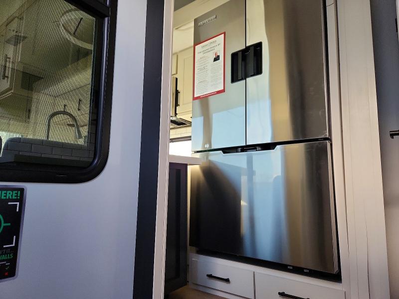 Продаж на аукціоні авто 2026 Grand Design Solitude, vin: 573FS3922TAA22988, номер лоту: 98150375