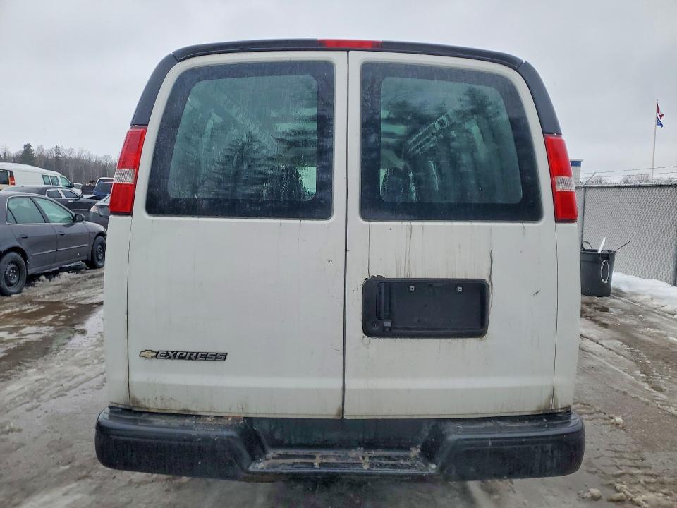 2020 Chevrolet Express G2500 მანქანა იყიდება აუქციონზე, vin: 1GCWGBFPXL1150606, აუქციონის ნომერი: 74712475