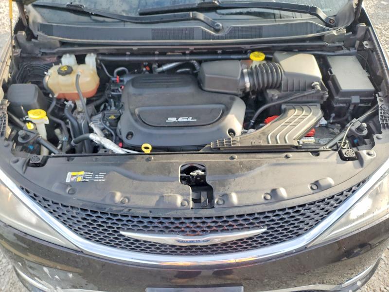 Продаж на аукціоні авто 2017 Chrysler Pacifica, vin: 2C4RC1BGXHR711768, номер лоту: 76351945