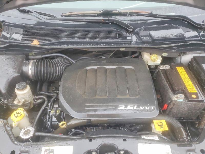 Продажа на аукционе авто 2013 Chrysler Town & Cou, vin: 2C4RC1CG8DR682697, номер лота: 77322835