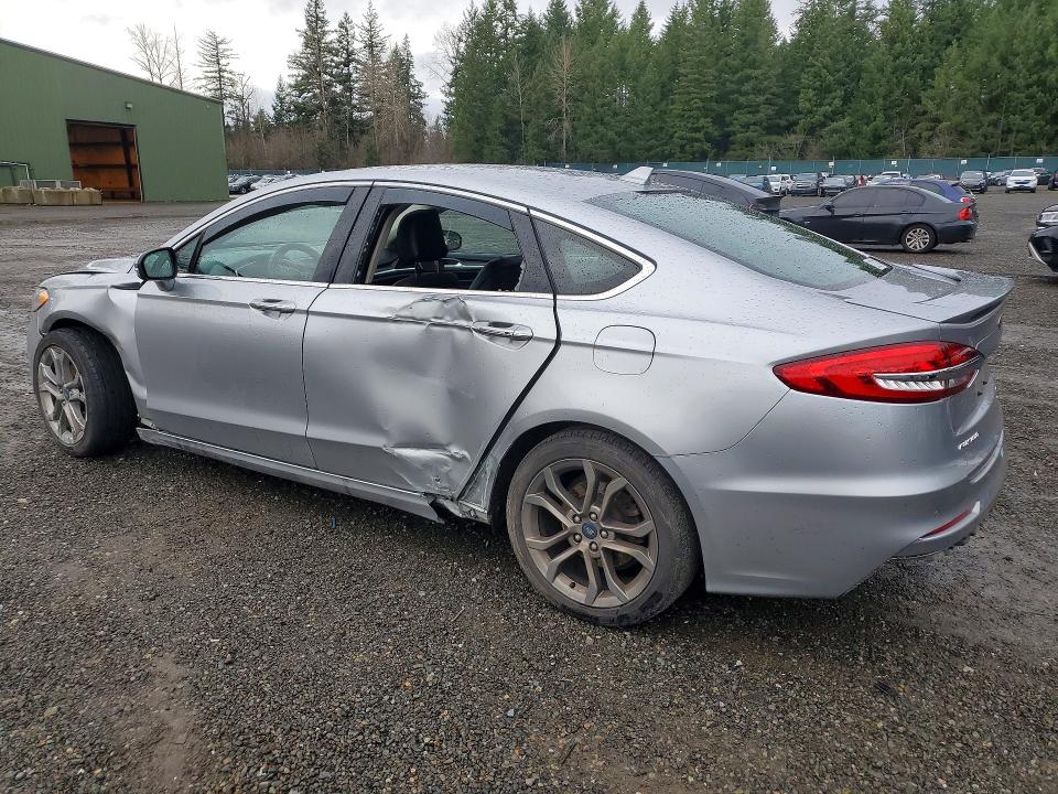 75461855 :رقم المزاد ، 3FA6P0RUXLR141504 vin ، 2020 Ford Fusion مزاد بيع