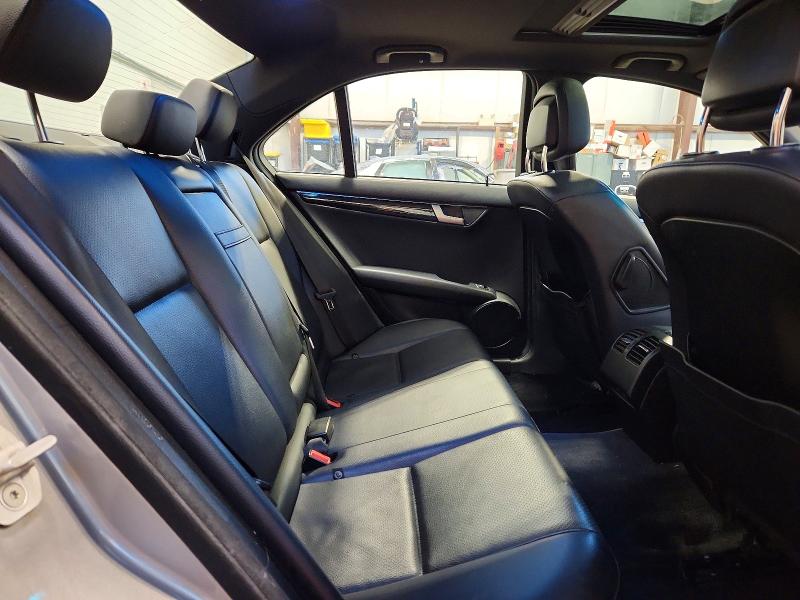 Продажа на аукционе авто 2013 Mercedes-benz C, vin: WDDGF8AB8DA872069, номер лота: 77707805
