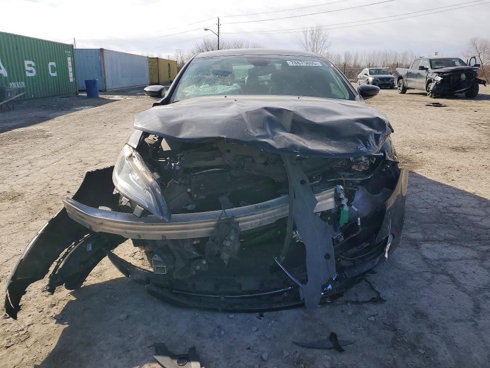 Продаж на аукціоні авто 2015 Chrysler 200, vin: 1C3CCCCB5FN546070, номер лоту: 78675805