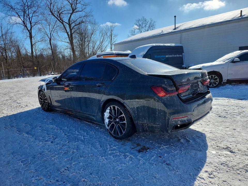 2022 Bmw 750 მანქანა იყიდება აუქციონზე, vin: WBA7U2C04NCJ42848, აუქციონის ნომერი: 74813625