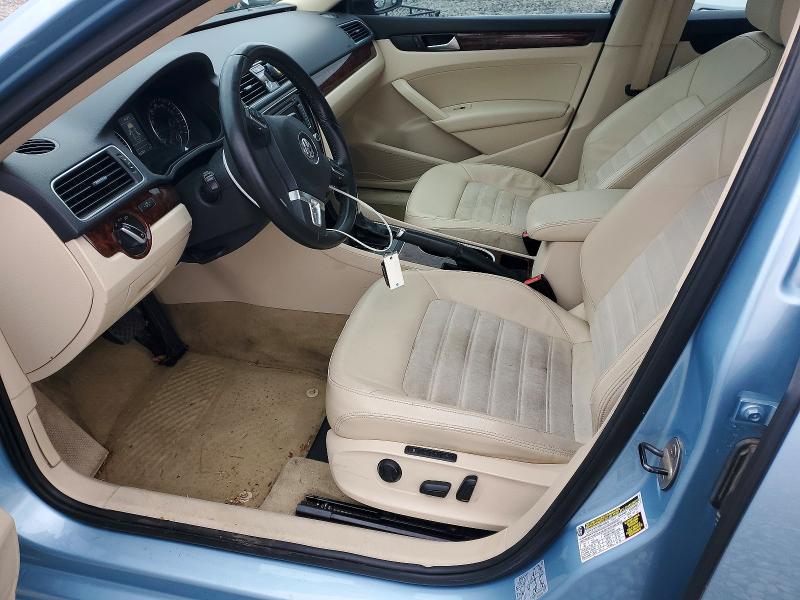 77225335 :رقم المزاد ، 1VWCN7A30DC107583 vin ، 2013 Volkswagen Passat مزاد بيع