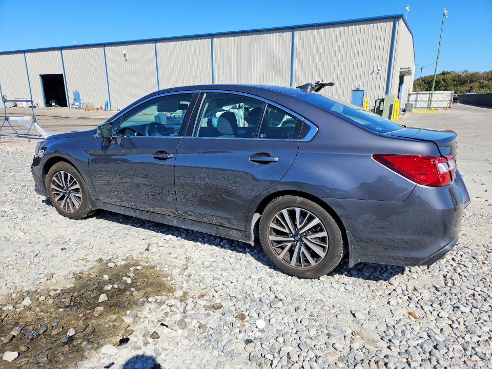 Продаж на аукціоні авто 2018 Subaru Legacy, vin: 4S3BNAF65J3011877, номер лоту: 76703945