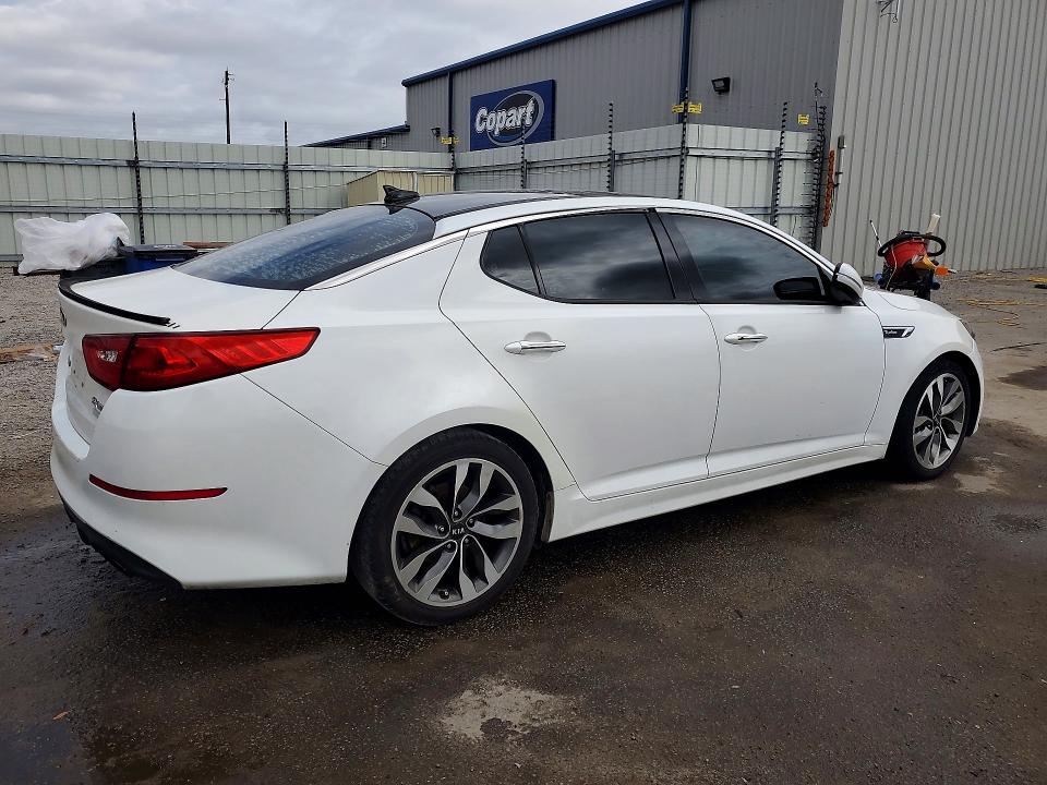 Продажа на аукционе авто 2015 Kia Optima, vin: 5XXGR4A61FG494617, номер лота: 77762335