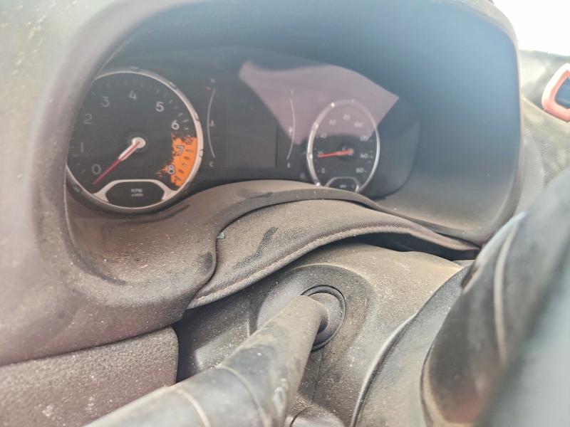 2018 Jeep Renegade მანქანა იყიდება აუქციონზე, vin: ZACCJABB7JPH84932, აუქციონის ნომერი: 78834115