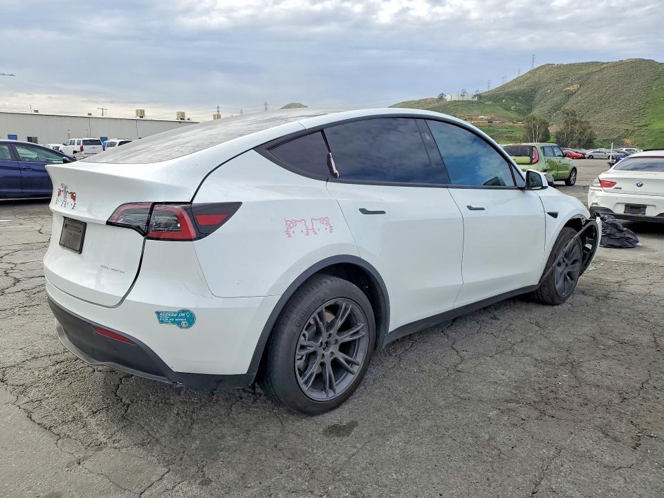 Продаж на аукціоні авто 2025 Tesla Model Y, vin: 7SAYGDEE0SF267799, номер лоту: 75709085