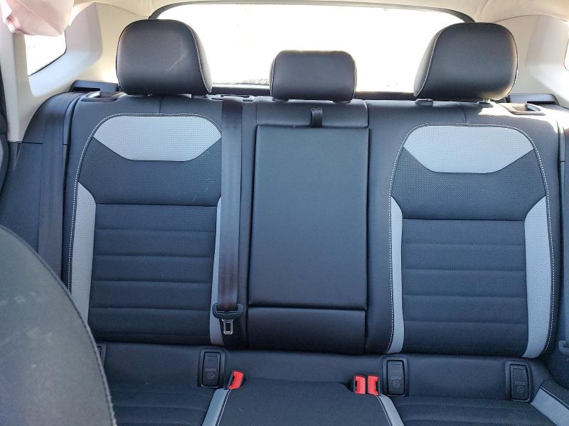 76525845 :رقم المزاد ، 3VV4X7B23RM127311 vin ، 2024 Volkswagen Taos مزاد بيع
