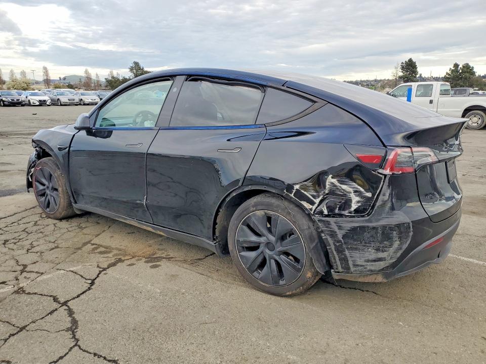 Продажа на аукционе авто 2024 Tesla Model Y, vin: 7SAYGAEE2RF121459, номер лота: 78447465