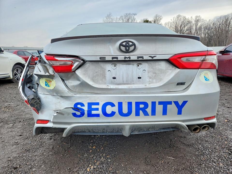 78714615 :رقم المزاد ، JTNB11HK1J3029083 vin ، 2018 Toyota Camry مزاد بيع