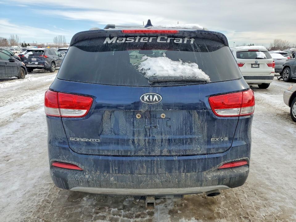 2017 Kia Sorento მანქანა იყიდება აუქციონზე, vin: 5XYPHDA51HG330373, აუქციონის ნომერი: 75731575