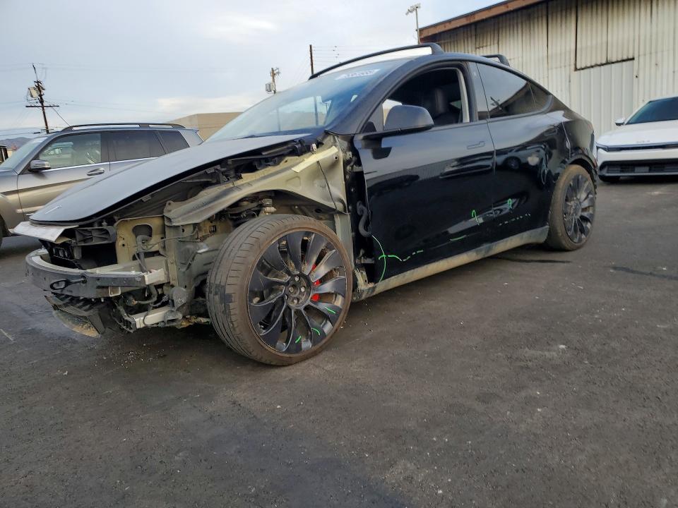 Продаж на аукціоні авто 2023 Tesla Model Y, vin: 7SAYGDEF9PF740082, номер лоту: 75361935