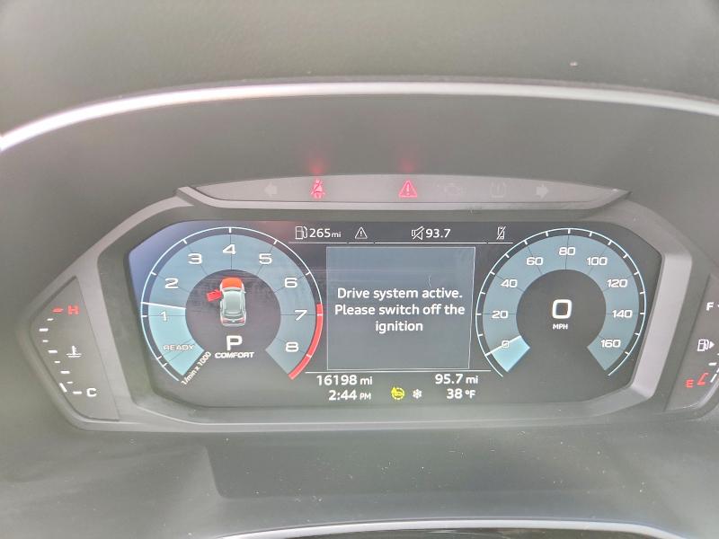 77964635 :رقم المزاد ، WA1EECF38P1019260 vin ، 2023 Audi Q3 مزاد بيع