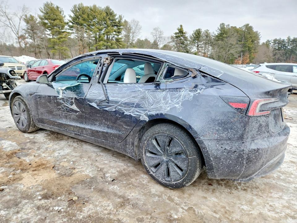 2025 Tesla Model 3 მანქანა იყიდება აუქციონზე, vin: 5YJ3E1EA1SF937899, აუქციონის ნომერი: 75794985