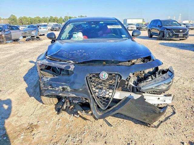 2020 Alfa Romeo Giulia მანქანა იყიდება აუქციონზე, vin: ZARFAMAN0L7626738, აუქციონის ნომერი: 77486395