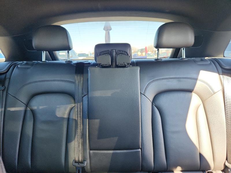 77659885 :رقم المزاد ، WA1JCCFS2JR027942 vin ، 2018 Audi Q3 مزاد بيع